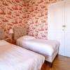 Guest room in Saumur | Jeanne | children's room